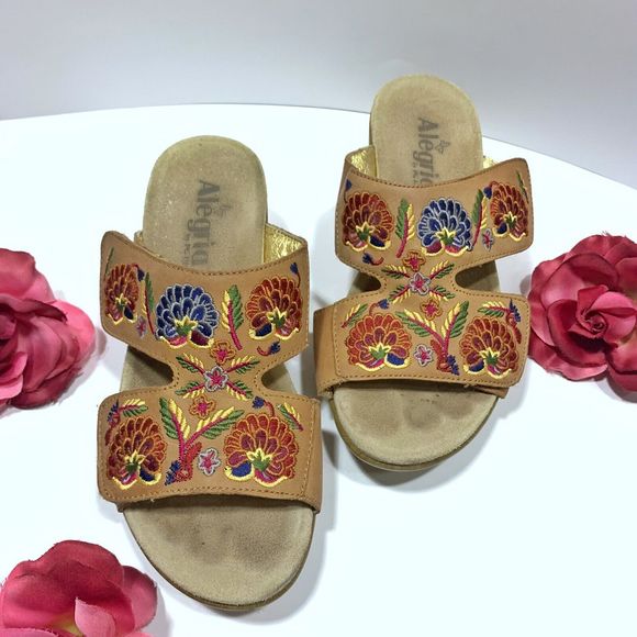 Alegria Leather Floral Embroidered Wedged Walking Comfort Sandals Size 38 EU - Picture 2 of 10
